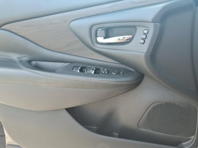 Used 2019 Nissan Murano Platinum AWD/4WD image 16