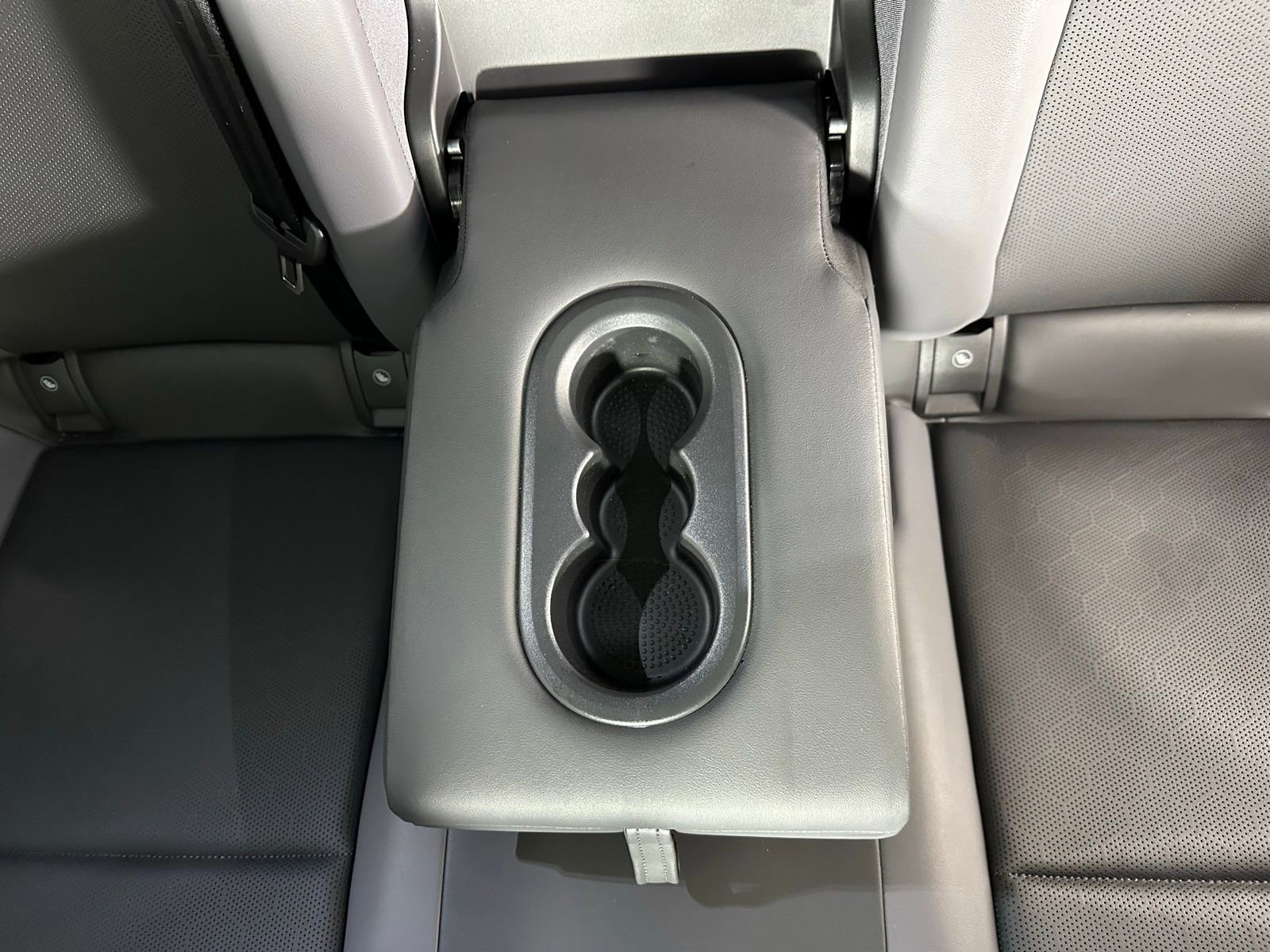 Used 2023 Volkswagen ID.4 Pro S image 34