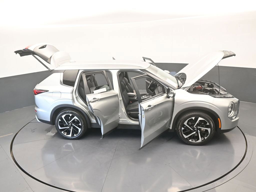 Used 2022 Mitsubishi Outlander SE image 80