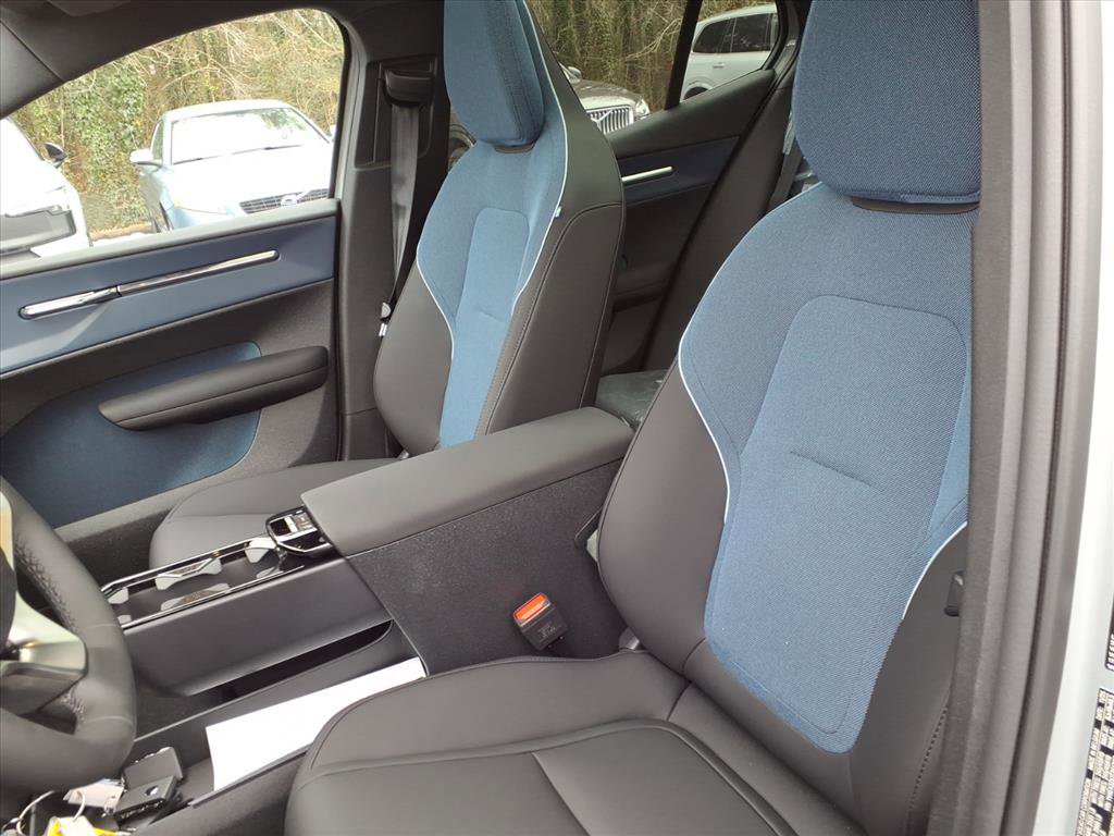 New 2026 Volvo EX30 Plus w/ Protection Package Premier AWD/4WD image 16