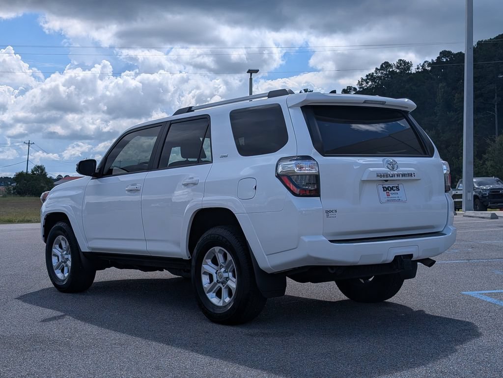 Used 2023 Toyota 4Runner SR5 Premium w/ Moonroof Package RWD image 3