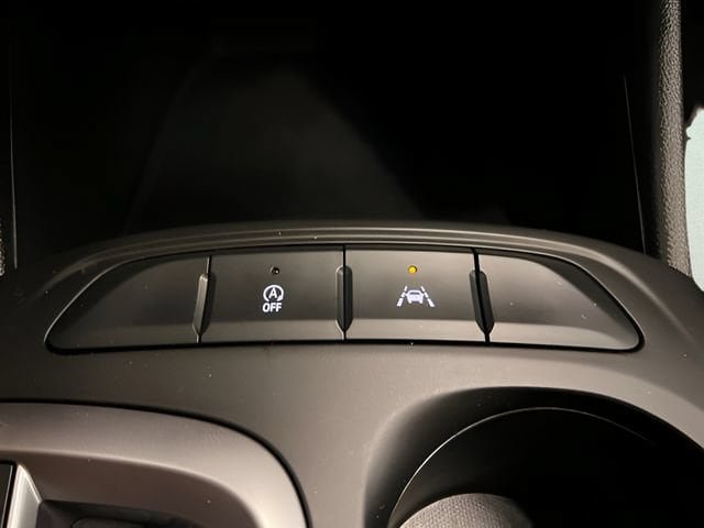 Certified 2025 Buick Envista Preferred FWD image 26