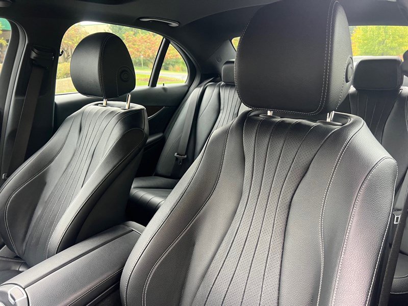 Used 2017 Mercedes-Benz E 300 4MATIC image 20