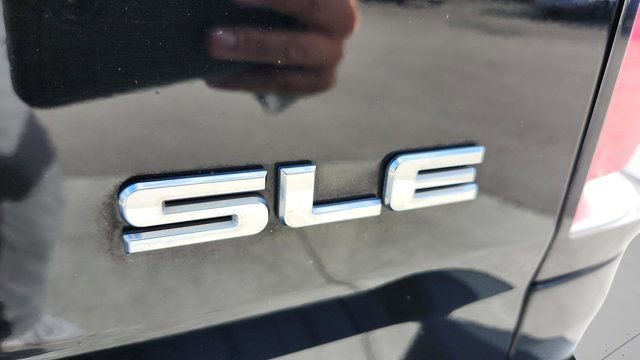 Used 2017 GMC Canyon SLE w/ Nightfall Edition image 39