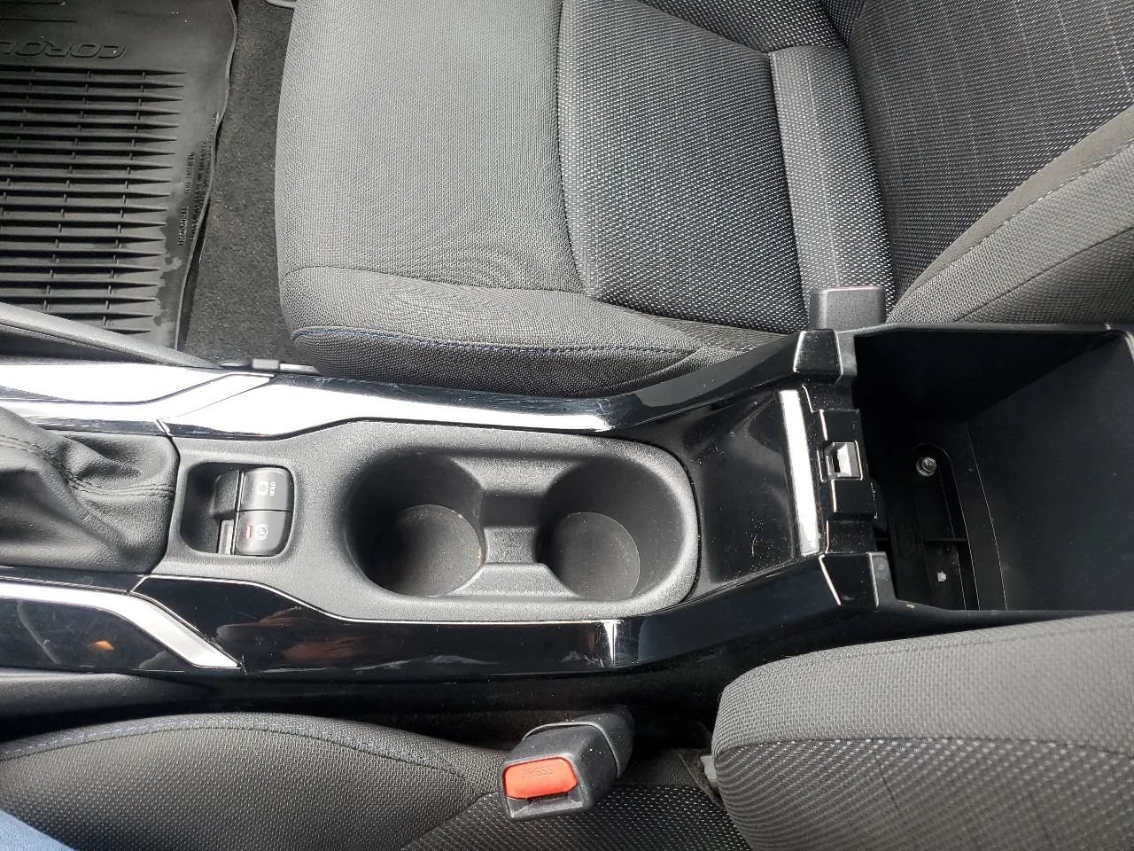 Used 2022 Toyota Corolla SE FWD image 29