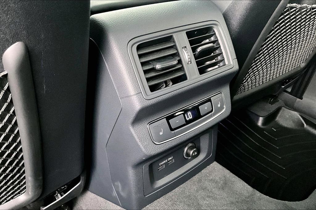 Used 2023 Audi SQ5 Prestige w/ Prestige Package image 30