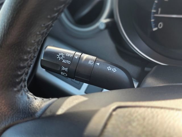 Used 2013 MAZDA MAZDA3 i Grand Touring w/ Tech Pkg image 29