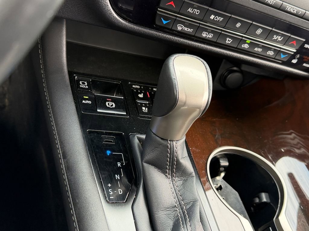 Used 2017 Lexus RX 350 AWD w/ Premium Package image 23