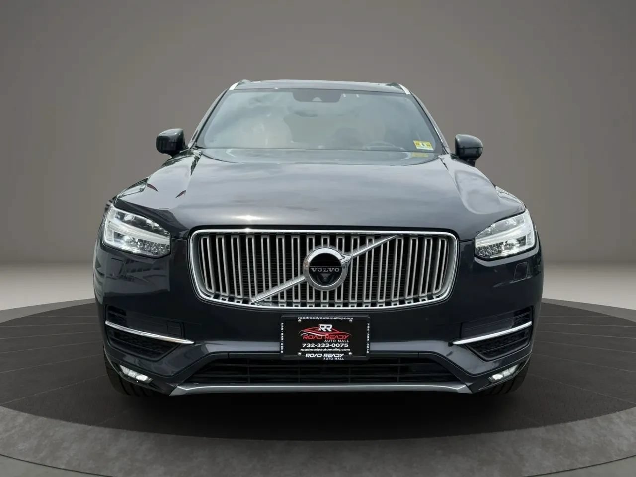 Used 2017 Volvo XC90 T6 Inscription w/ Vision Package AWD/4WD image 3
