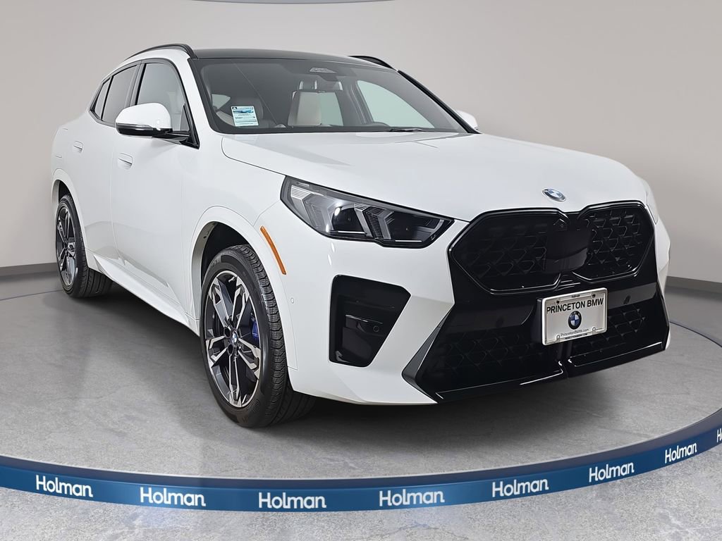 Used 2025 BMW X2 xDrive28i w/ Technology Package image 4