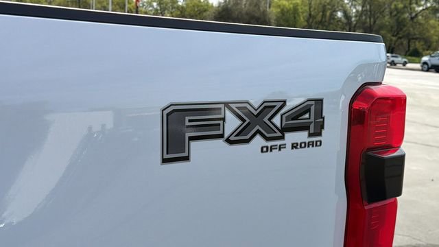New 2026 Ford F350 Lariat w/ Black Appearance Package image 13
