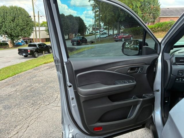 Used 2022 Honda Passport EX-L image 16