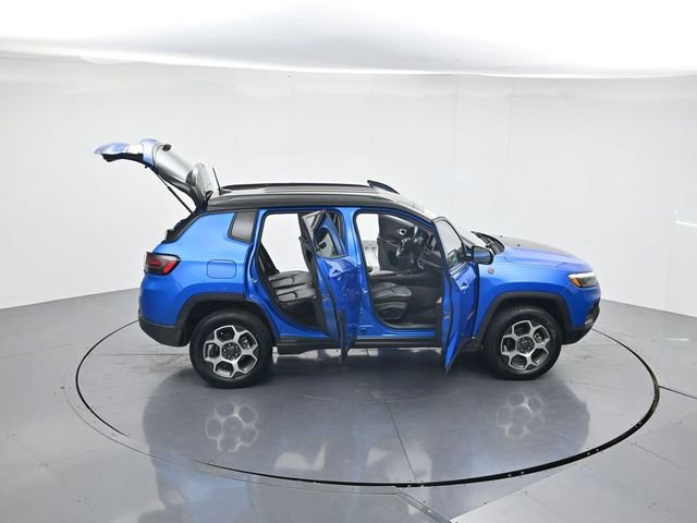 Used 2022 Jeep Compass Trailhawk w/ Trailhawk Elite Group AWD/4WD image 47