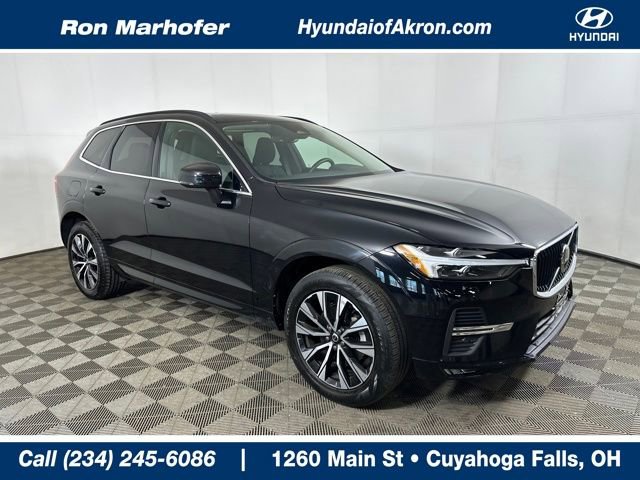 Used 2023 Volvo XC60 B5 Core AWD/4WD image 1