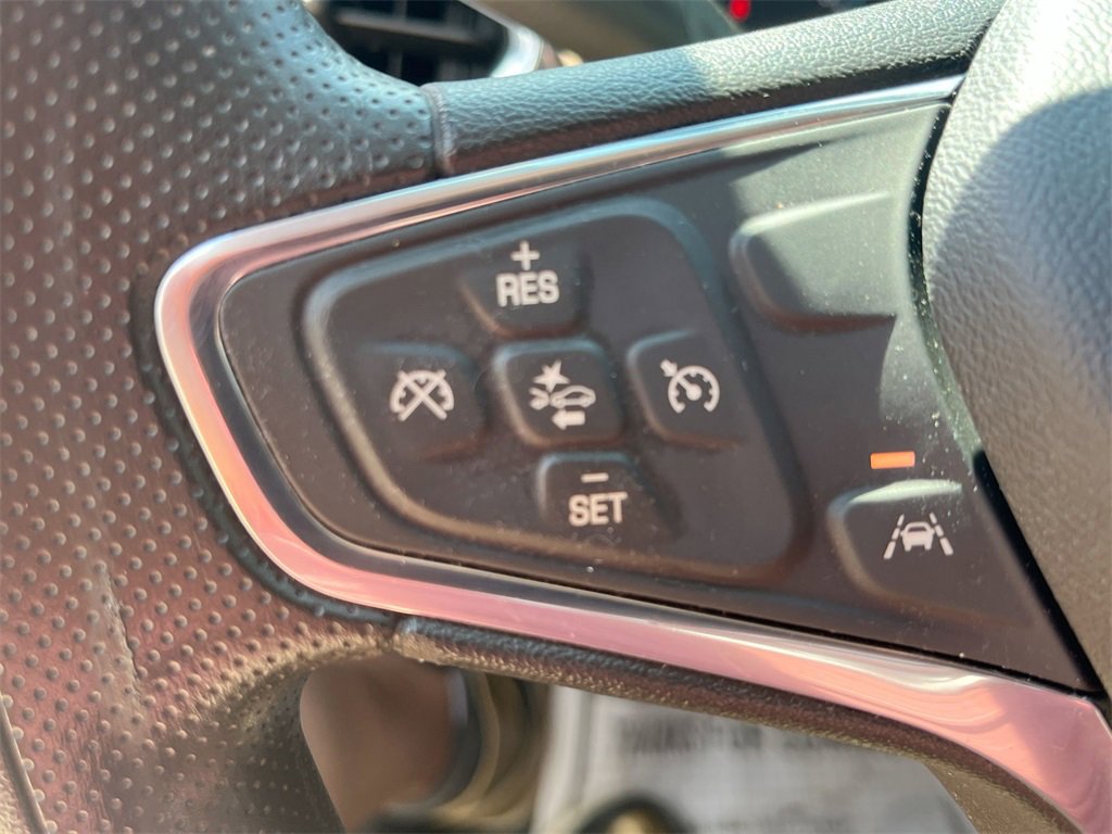 Used 2020 Chevrolet Equinox LS image 24