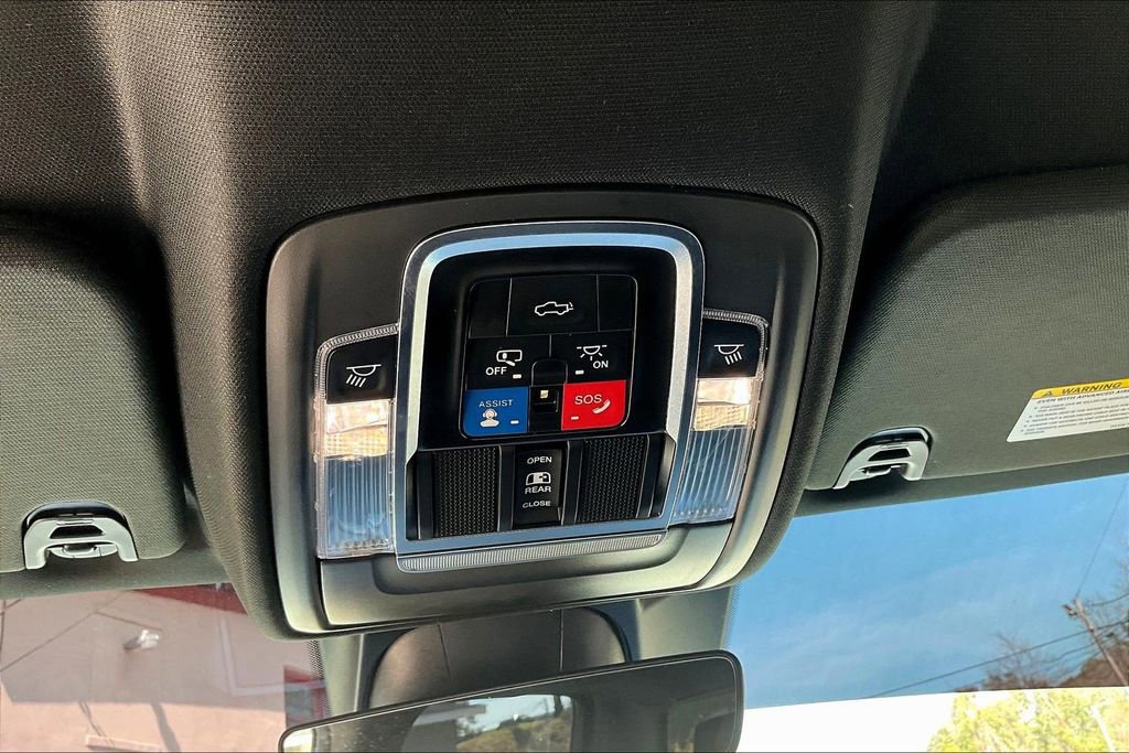 Used 2022 RAM 1500 Limited image 18