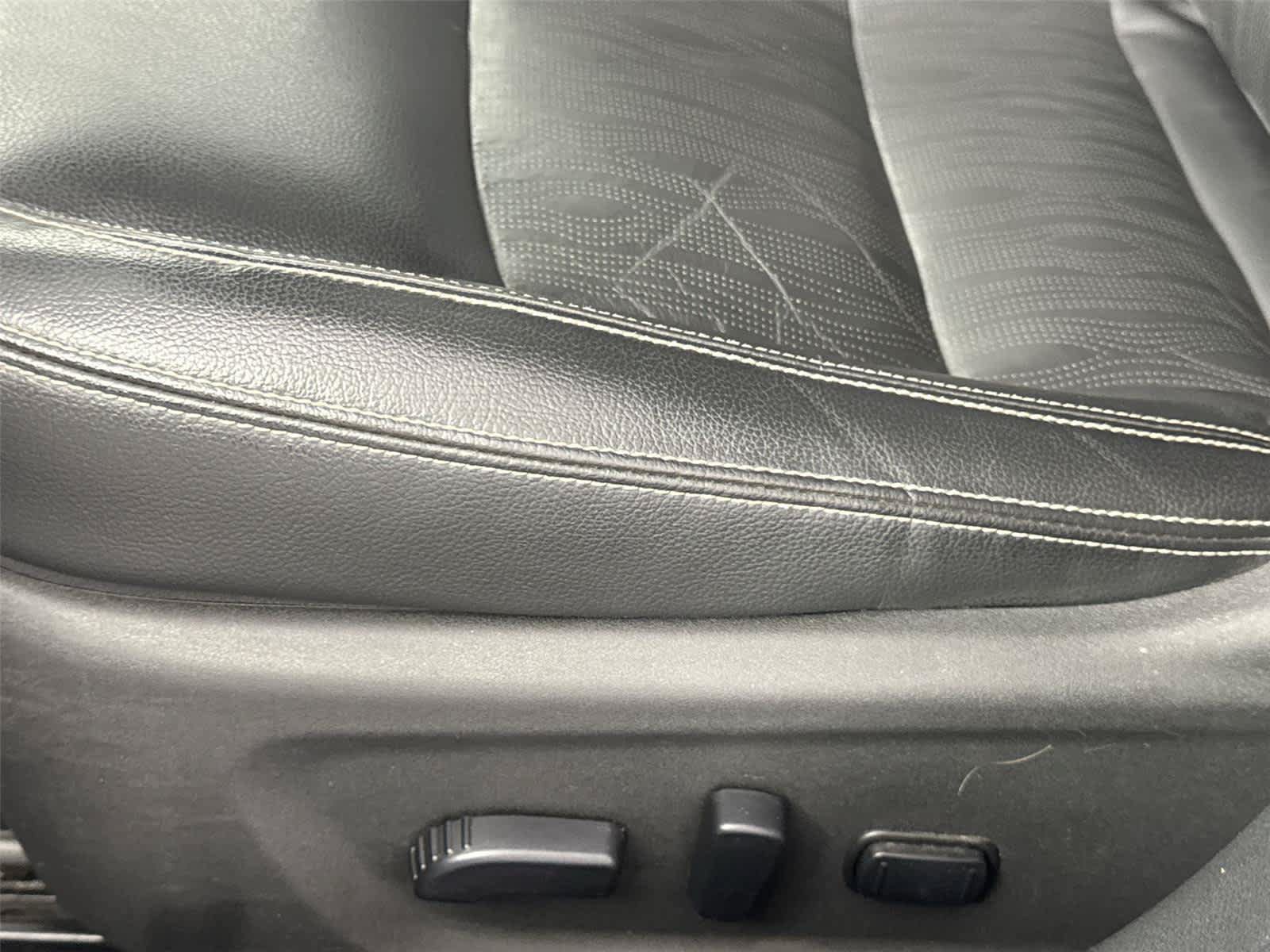Used 2019 Nissan Altima 2.5 SL FWD image 12