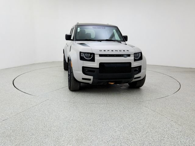 New 2026 Land Rover Defender 110 OCTA AWD/4WD image 2