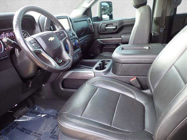 Used 2020 Chevrolet Silverado 3500 LTZ w/ Technology Package image 11
