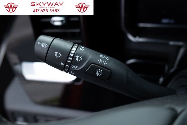 Used 2025 Chevrolet Silverado 1500 LT image 26