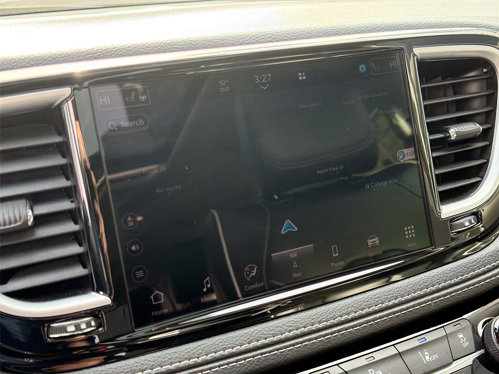 Used 2023 Chrysler Pacifica Limited image 16