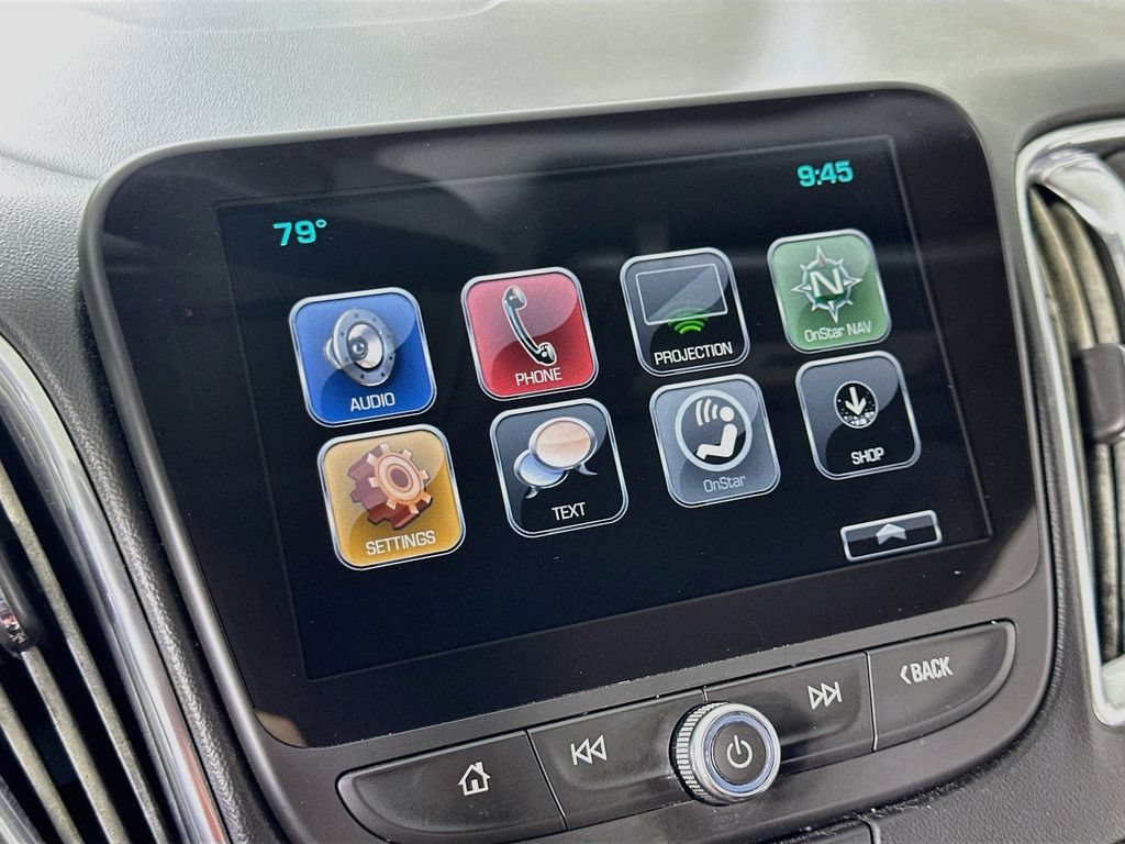 Used 2017 Chevrolet Malibu LT FWD image 25