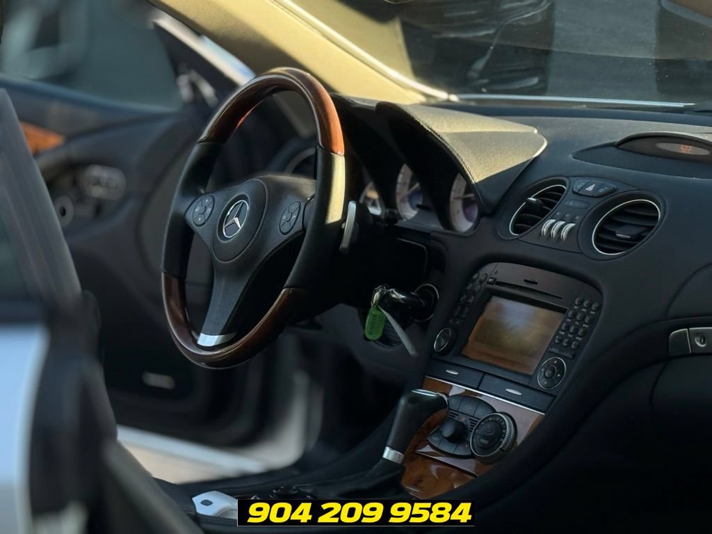 Used 2009 Mercedes-Benz SL 550 image 17