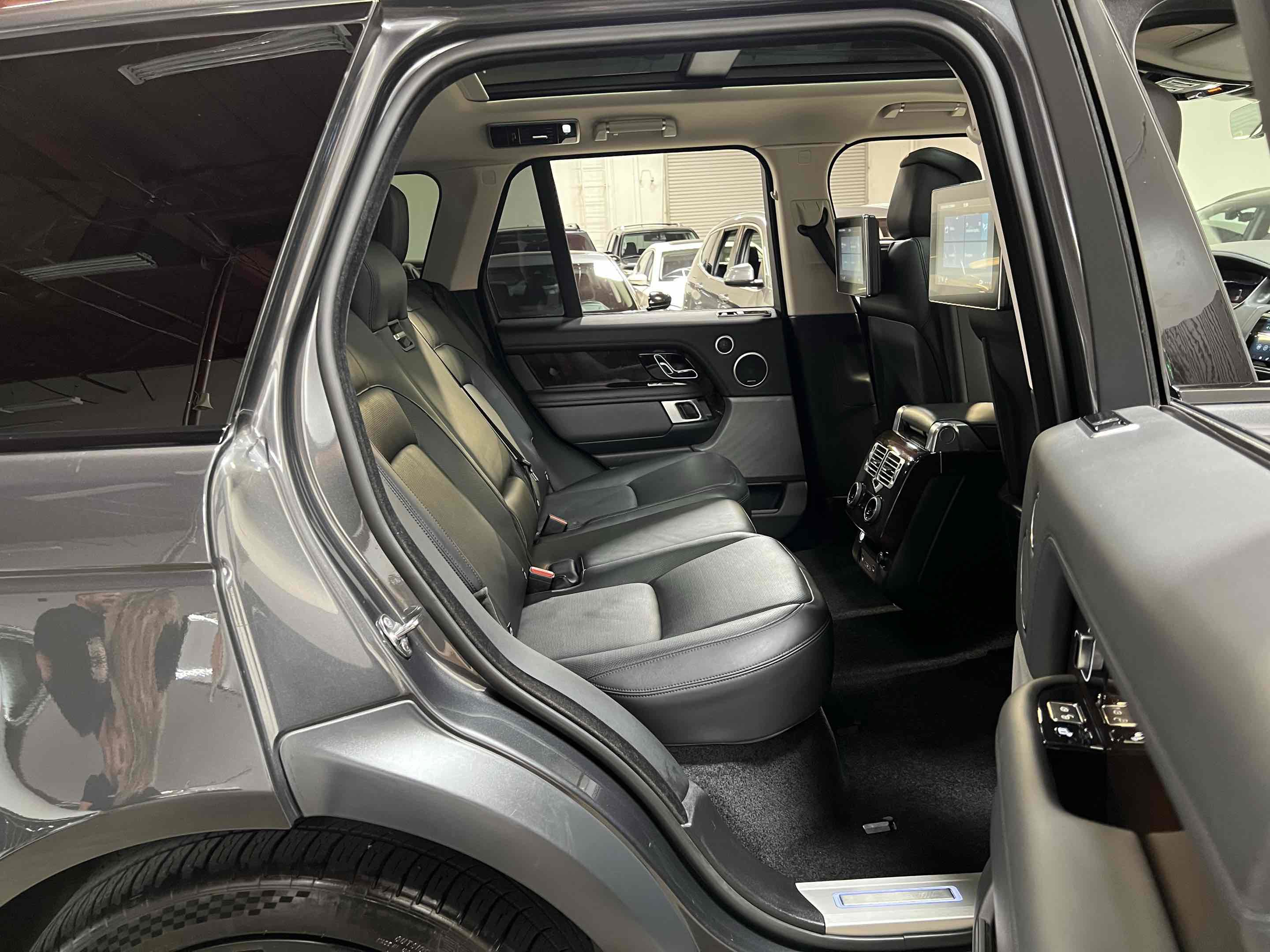 Used 2020 Land Rover Range Rover HSE AWD/4WD image 41