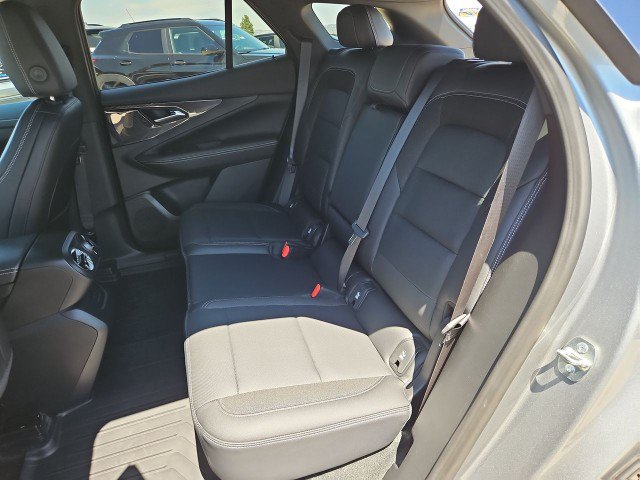 Used 2025 Chevrolet Blazer EV LT AWD/4WD image 24