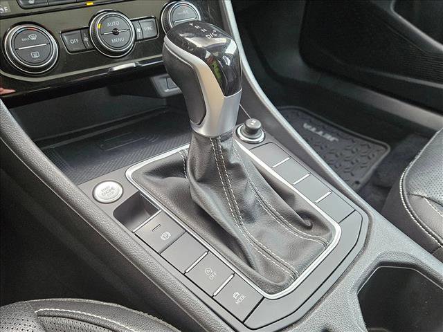 Used 2022 Volkswagen Jetta SEL image 12