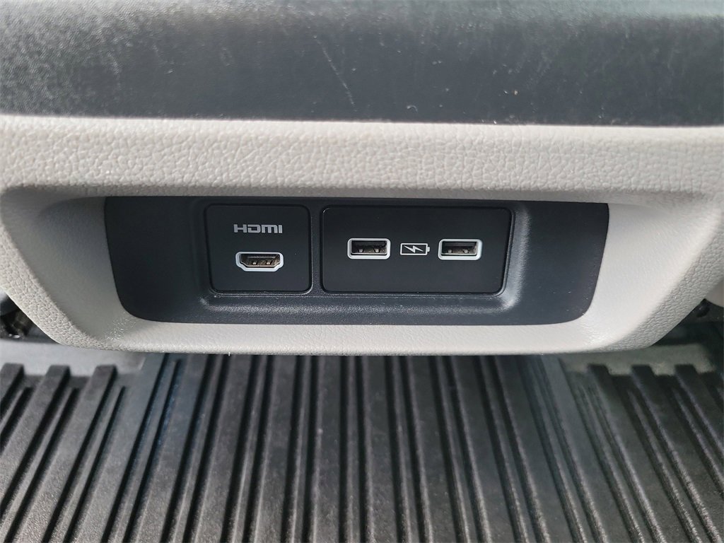 Certified 2023 Honda Odyssey Touring image 19