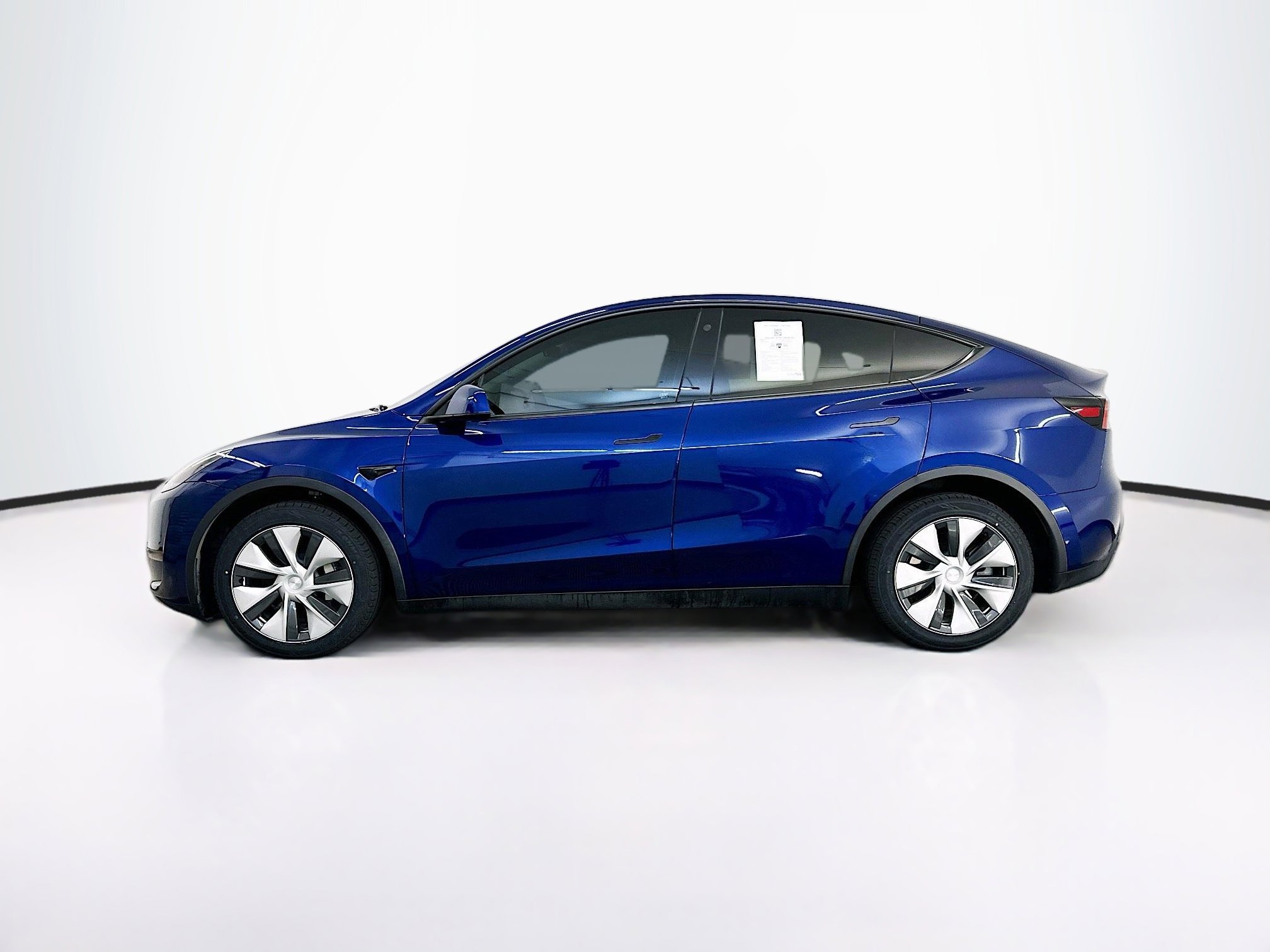 Used 2023 Tesla Model Y Long Range image 4
