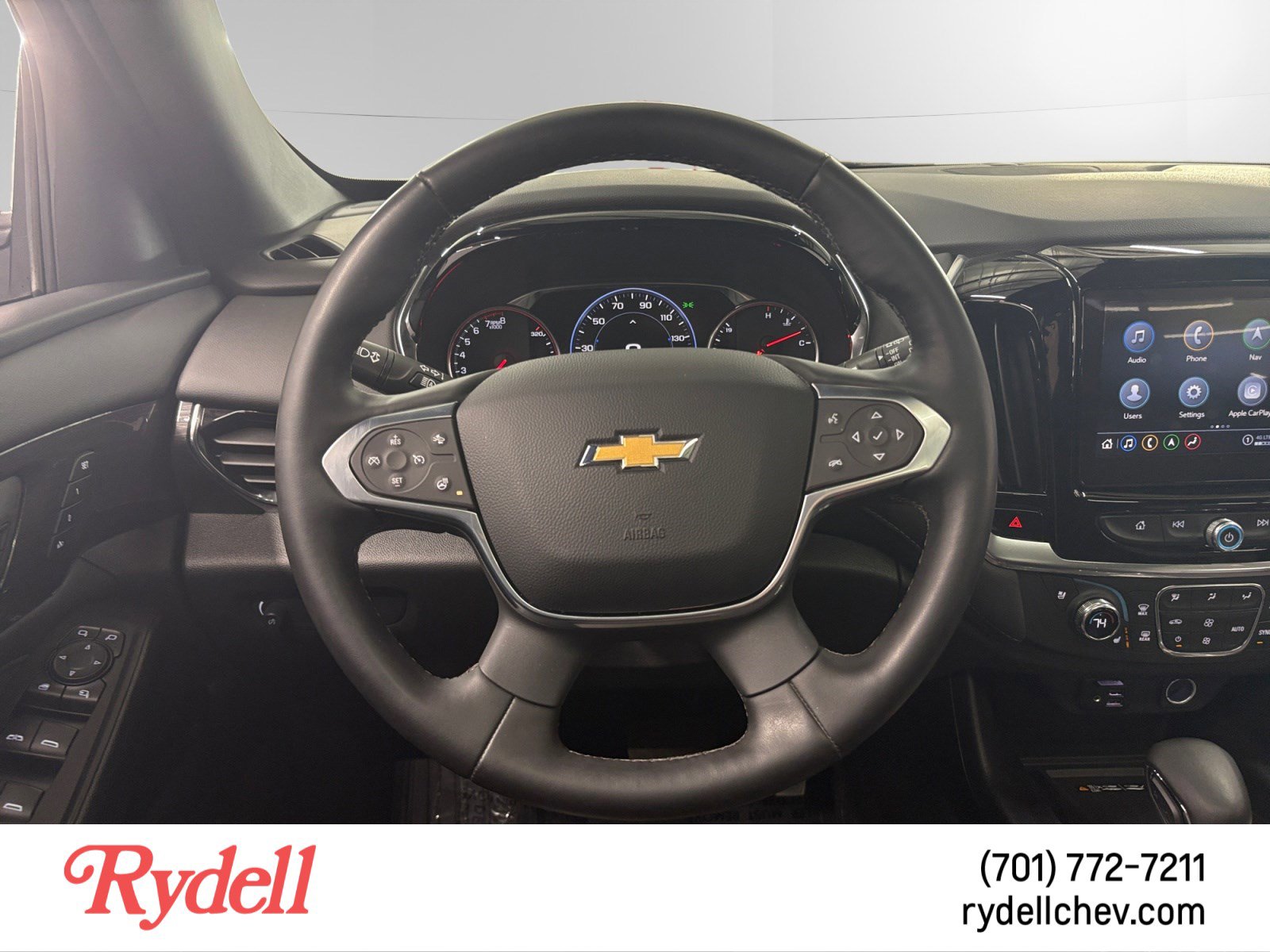Used 2023 Chevrolet Traverse High Country AWD/4WD image 13