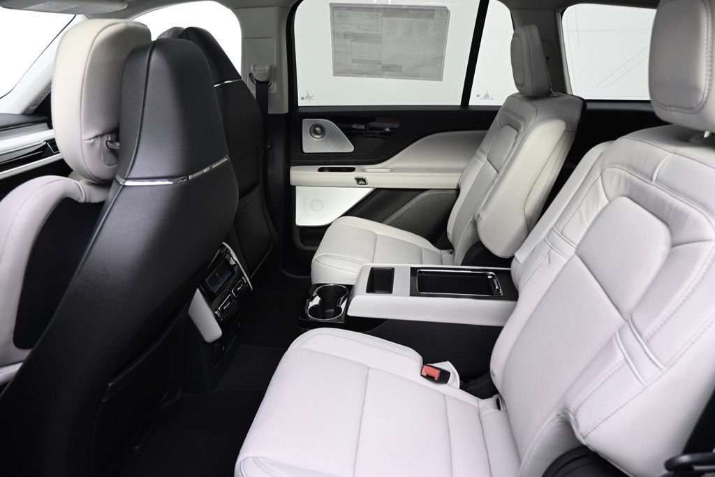 New 2026 Lincoln Aviator Reserve AWD/4WD image 21