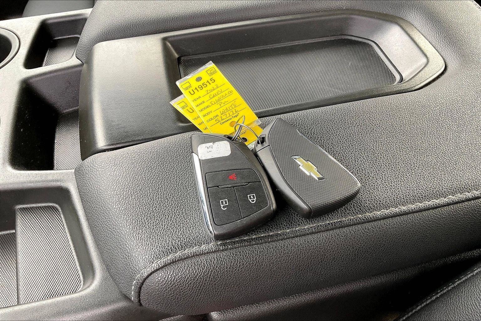 Used 2022 Chevrolet Silverado 1500 W/T w/ Trailering Package image 12