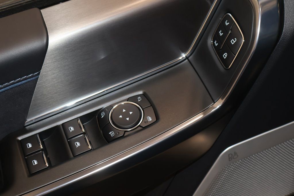 New 2025 Ford F150 Platinum w/ Equipment Group 702A High image 11