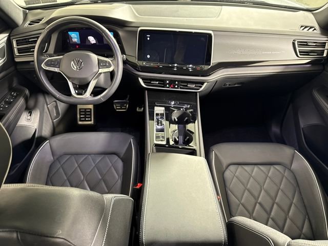 Used 2025 Volkswagen Atlas Cross Sport SEL Premium R-Line image 15