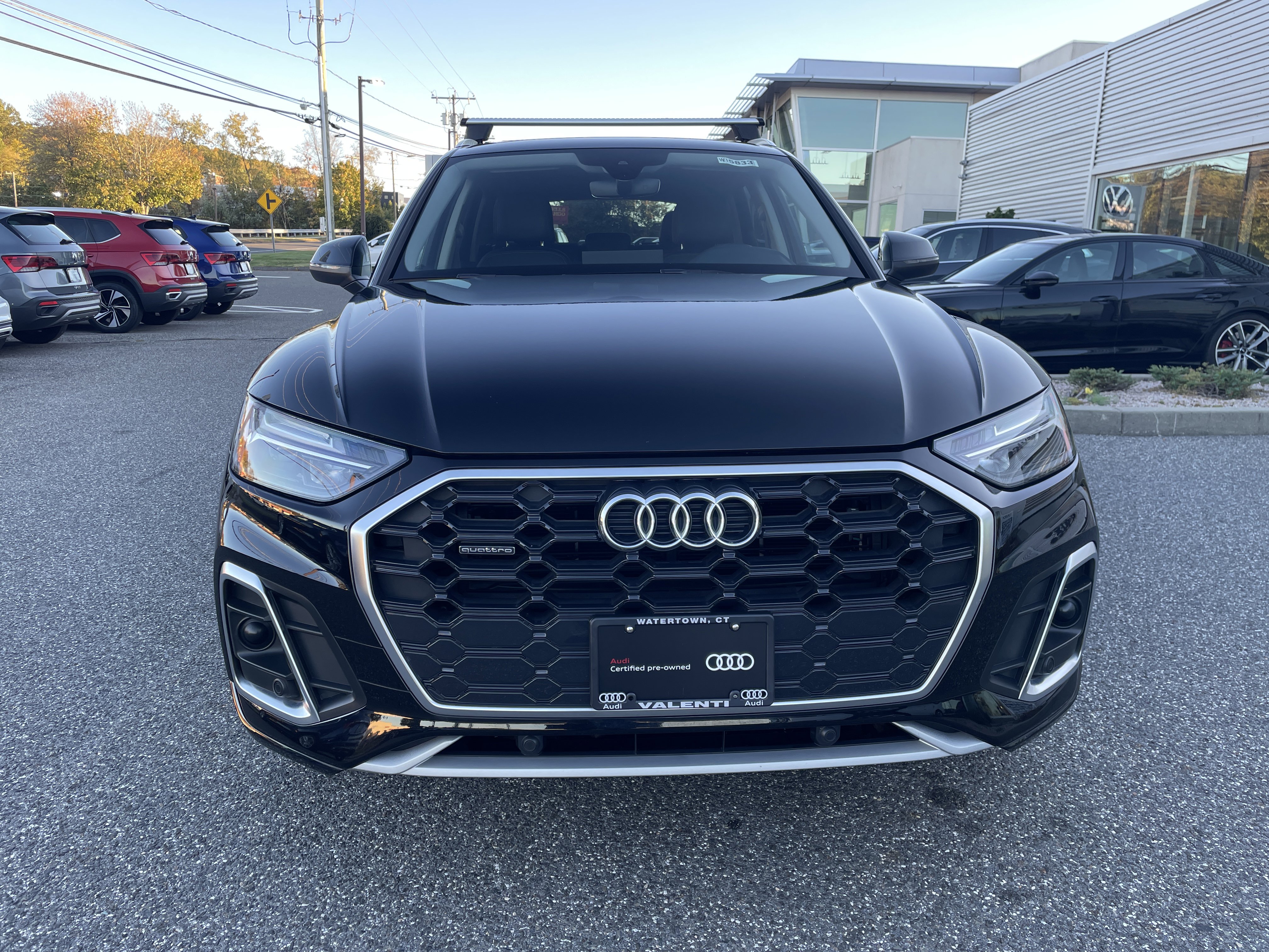 Certified 2023 Audi Q5 2.0T Premium w/ Convenience Package AWD/4WD image 2