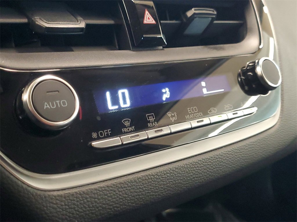 Used 2023 Toyota Corolla LE image 29