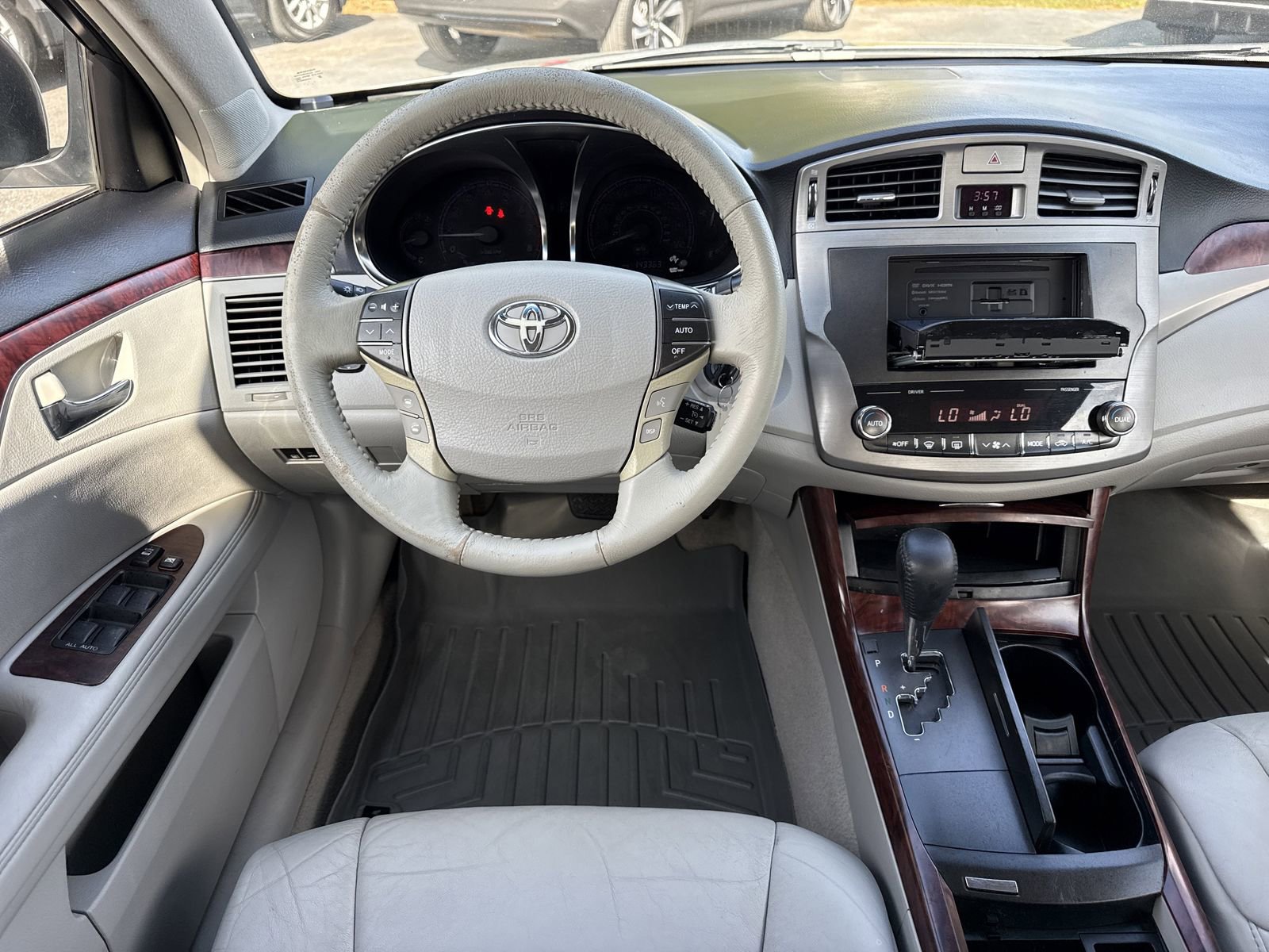 Used 2012 Toyota Avalon image 13
