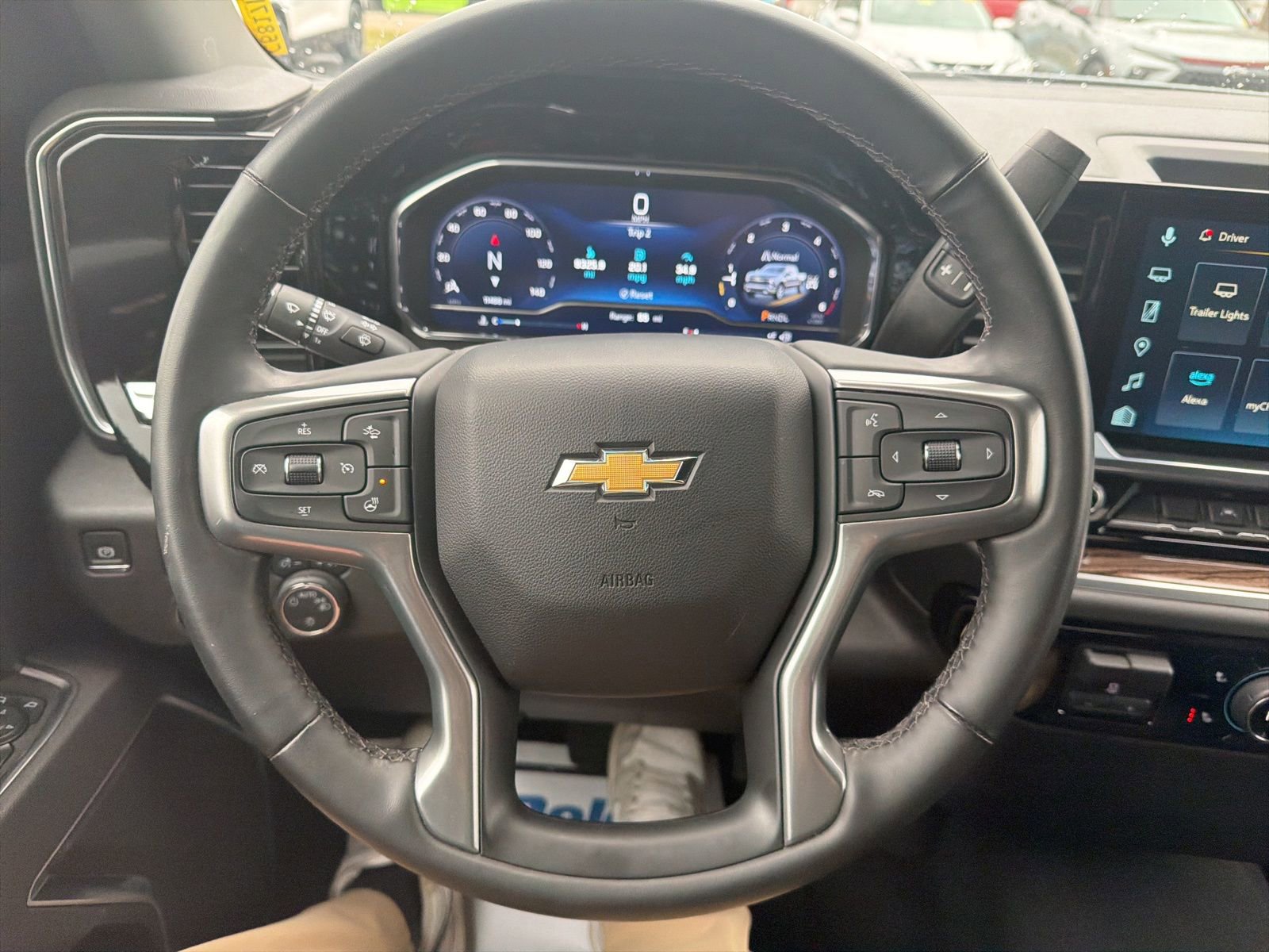 Used 2025 Chevrolet Silverado 1500 LT image 13