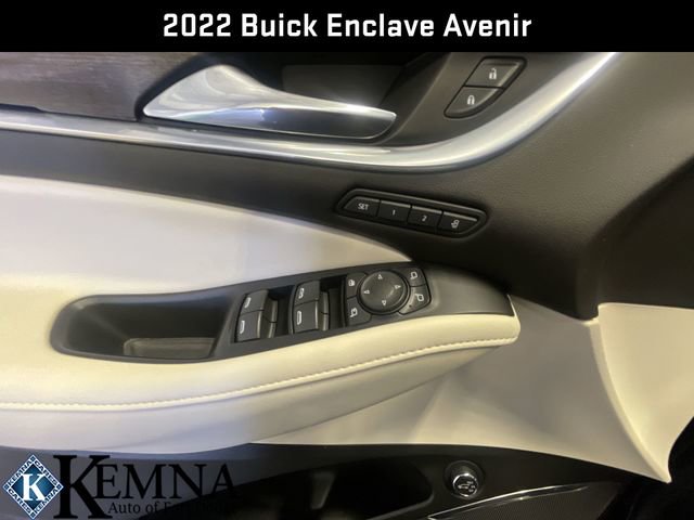 Used 2022 Buick Enclave Avenir w/ Avenir Technology Package image 25