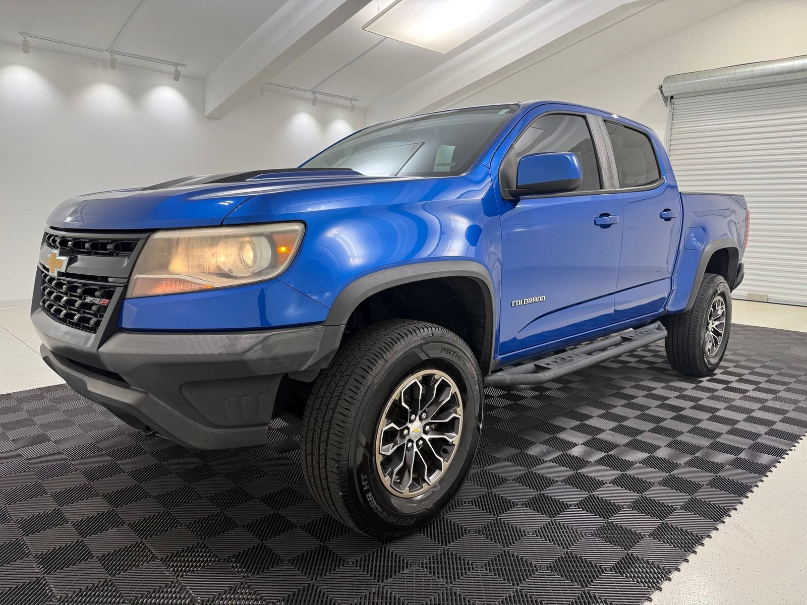 Used 2018 Chevrolet Colorado ZR2 AWD/4WD image 3