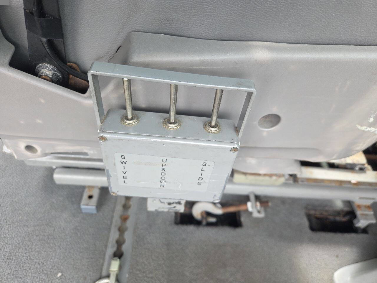 Used 2010 Toyota Sienna FWD image 19