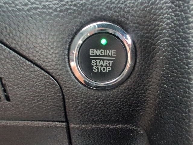 Used 2016 Lincoln Navigator Select AWD/4WD image 24