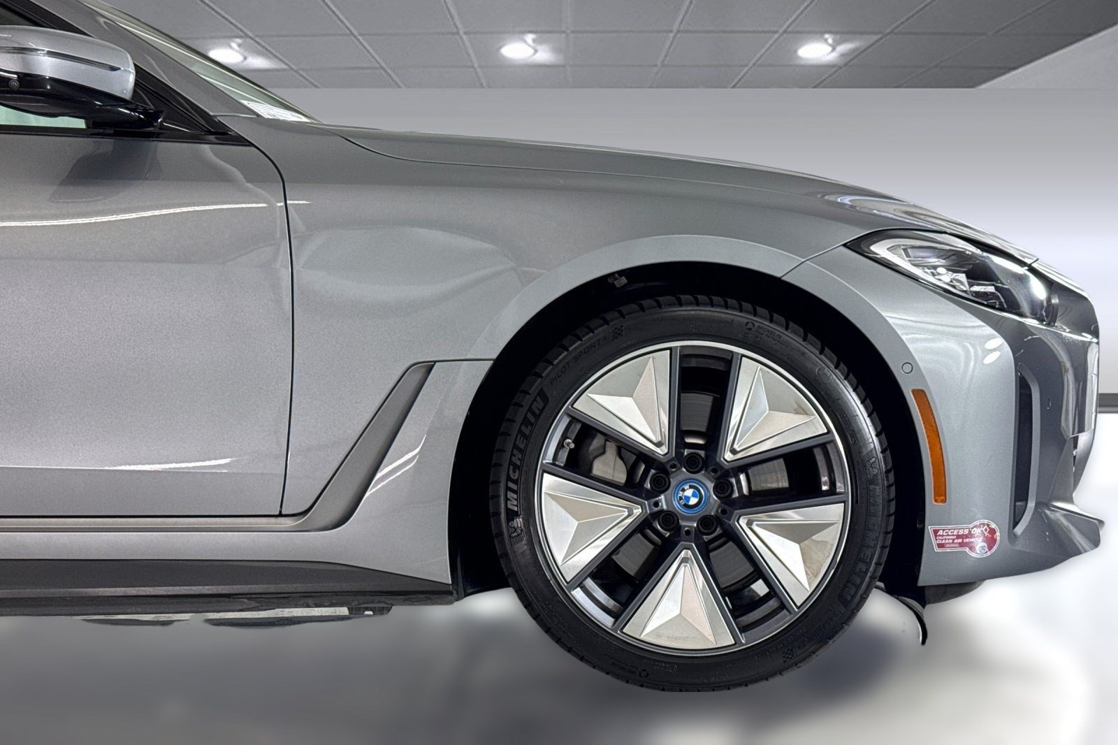 Certified 2023 BMW i4 eDrive40 w/ Premium Package RWD image 35