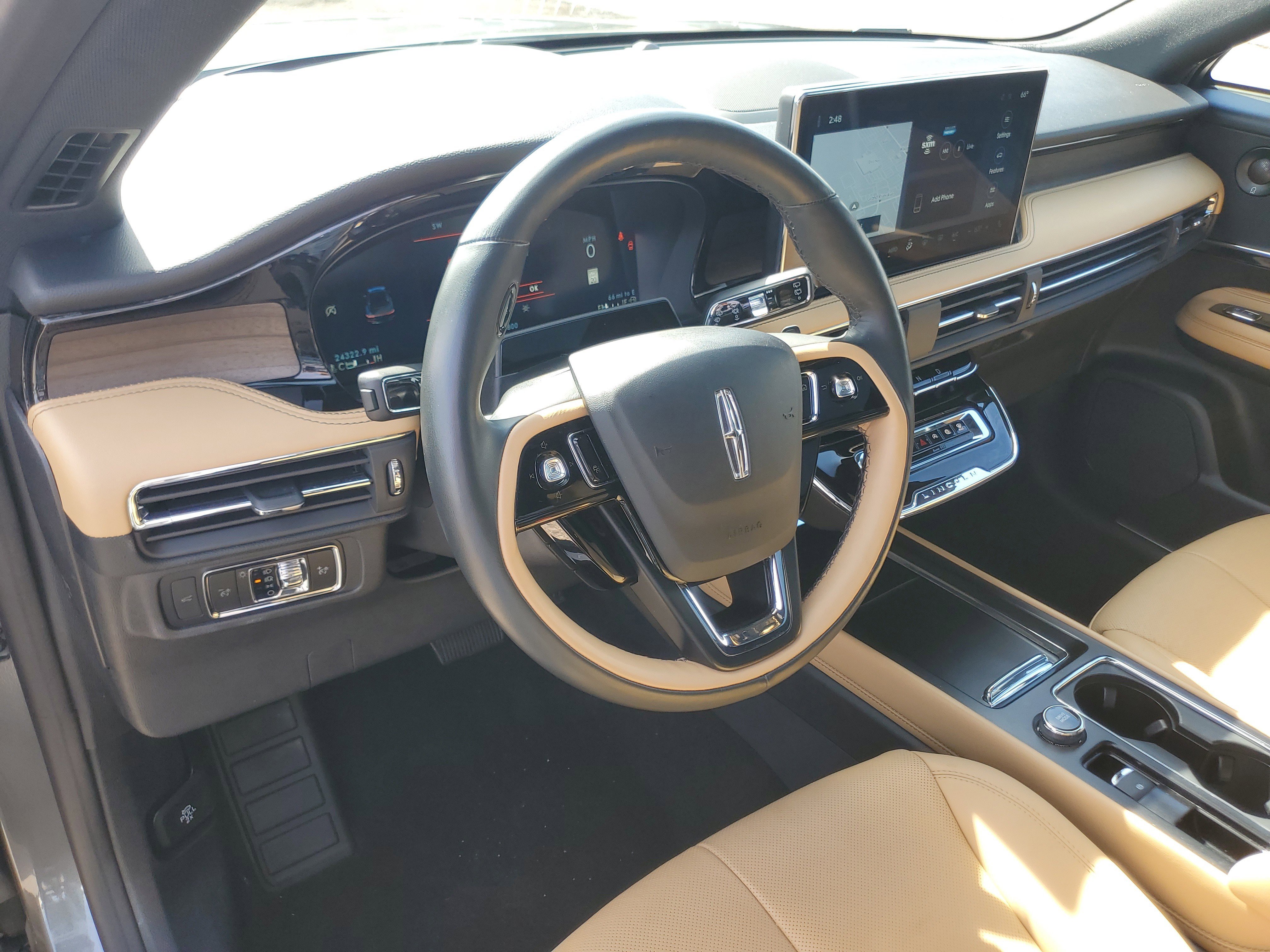 Certified 2023 Lincoln Corsair Reserve w/ Equipment Group 202A AWD/4WD image 13