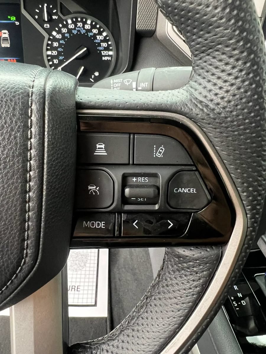 Used 2023 Toyota Tundra Limited AWD/4WD image 13