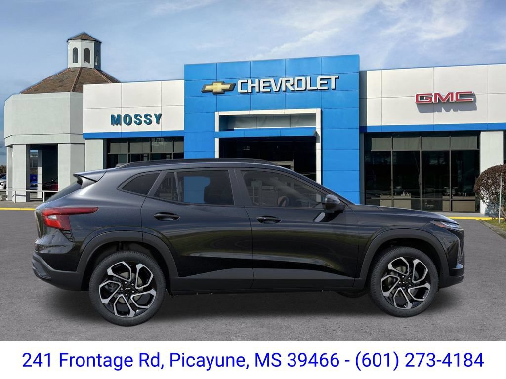 New 2026 Chevrolet Trax RS w/ Driver Confidence Package FWD image 5