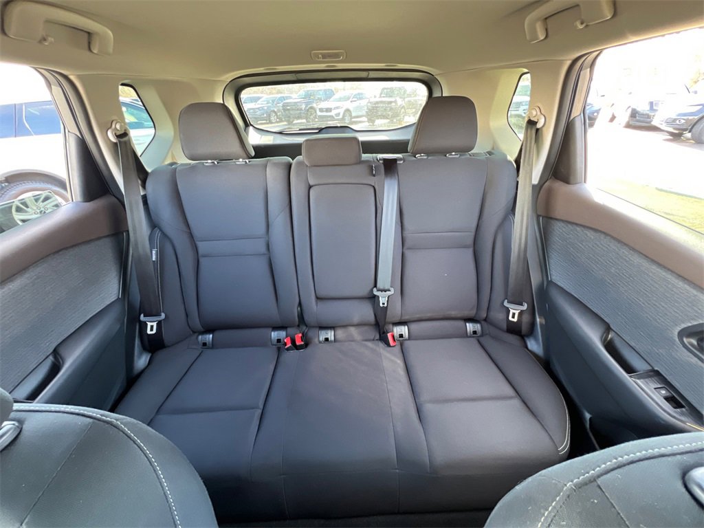 Used 2023 Nissan Rogue S image 26